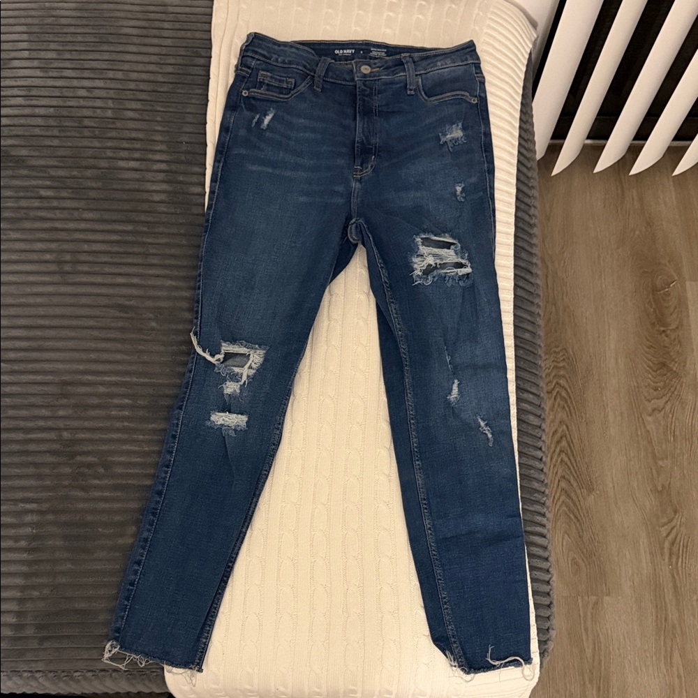 Old NavyDistressed Blue Jeans
